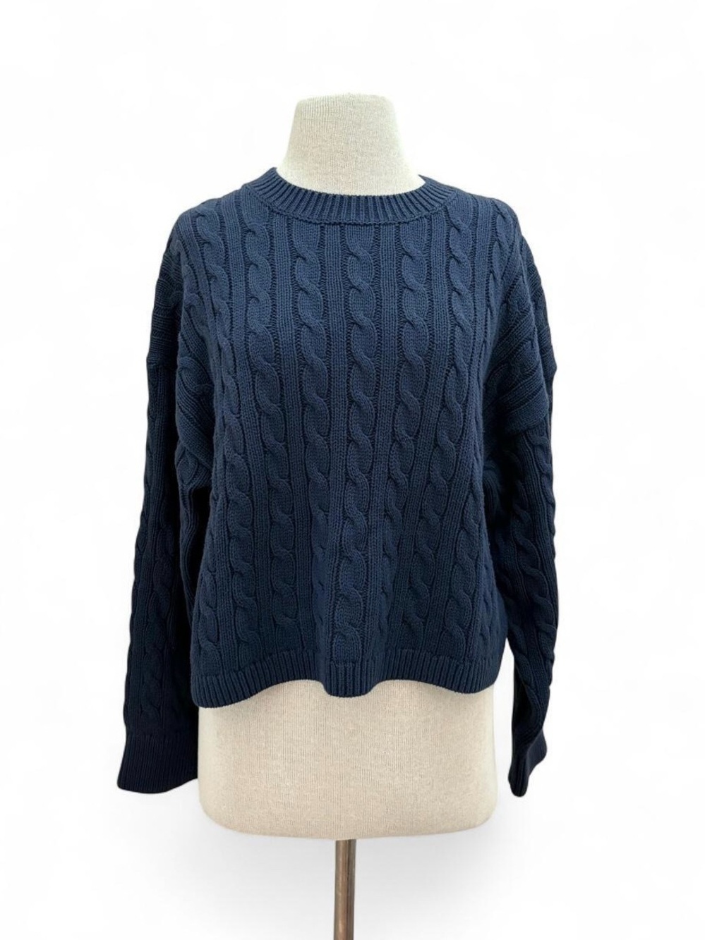 J.CREW Navy Cable-Knit Cropped Sweater Size Large Preppy Staple Classic Nautical